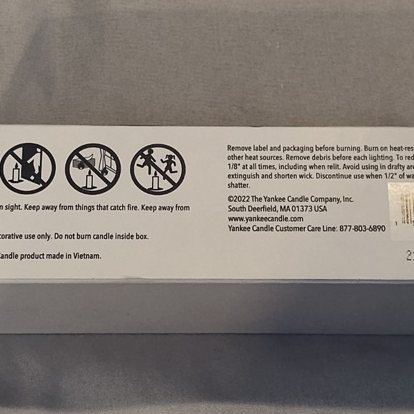 NWT! Yankee Candle Set (3pc Set) - Picture 8 of 9